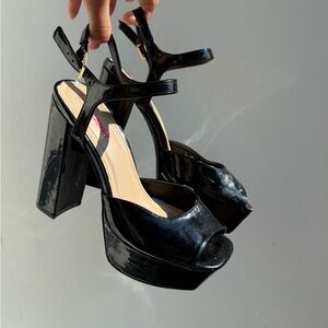 Vintage Y2K platform heels!!